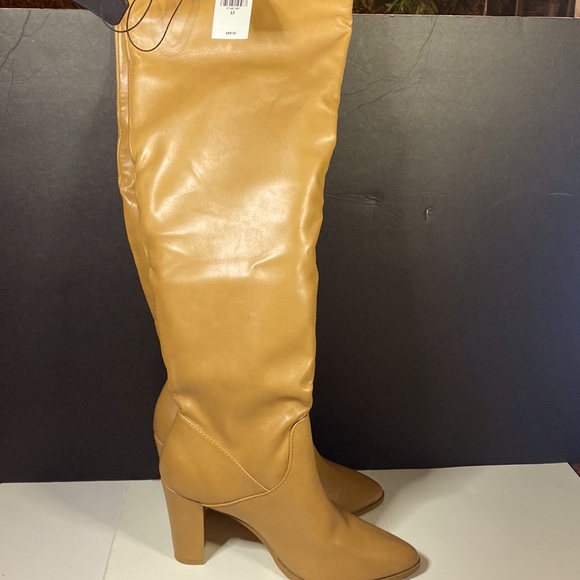 Express Shoes - EXPRESS - CAMEL 8 1/2 NEW KNEE BOOTS NO LONGER HAVE BOX SHIPPED IN CLEAR BOX